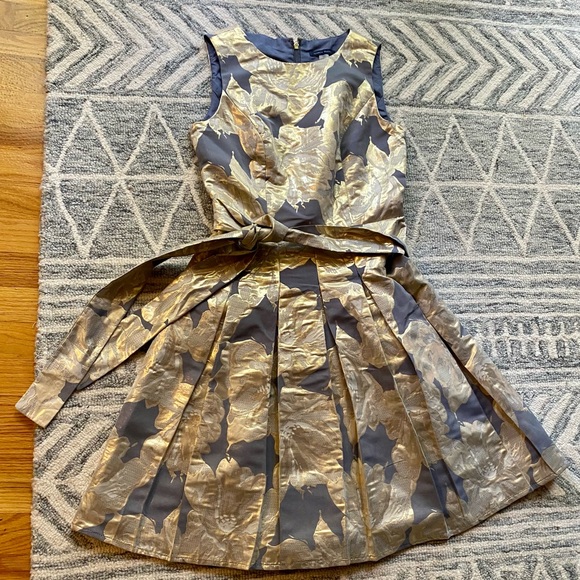 Tommy Hilfiger Dress gold and silver fit and flair - Picture 1 of 3